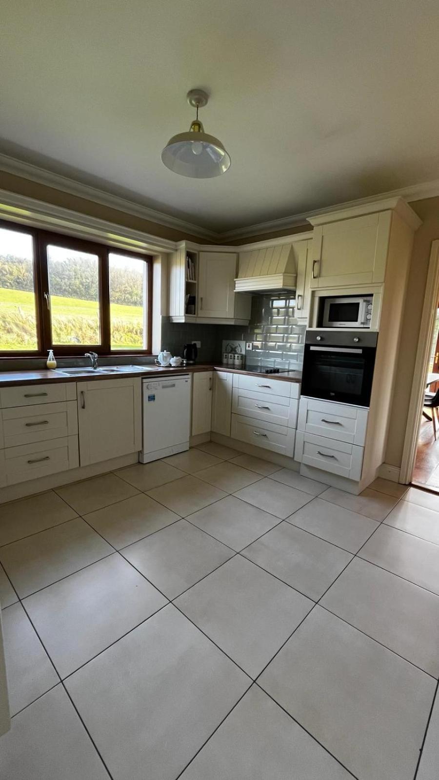 Barr An Chnoic Holiday Lettings Tipperary Eksteriør billede