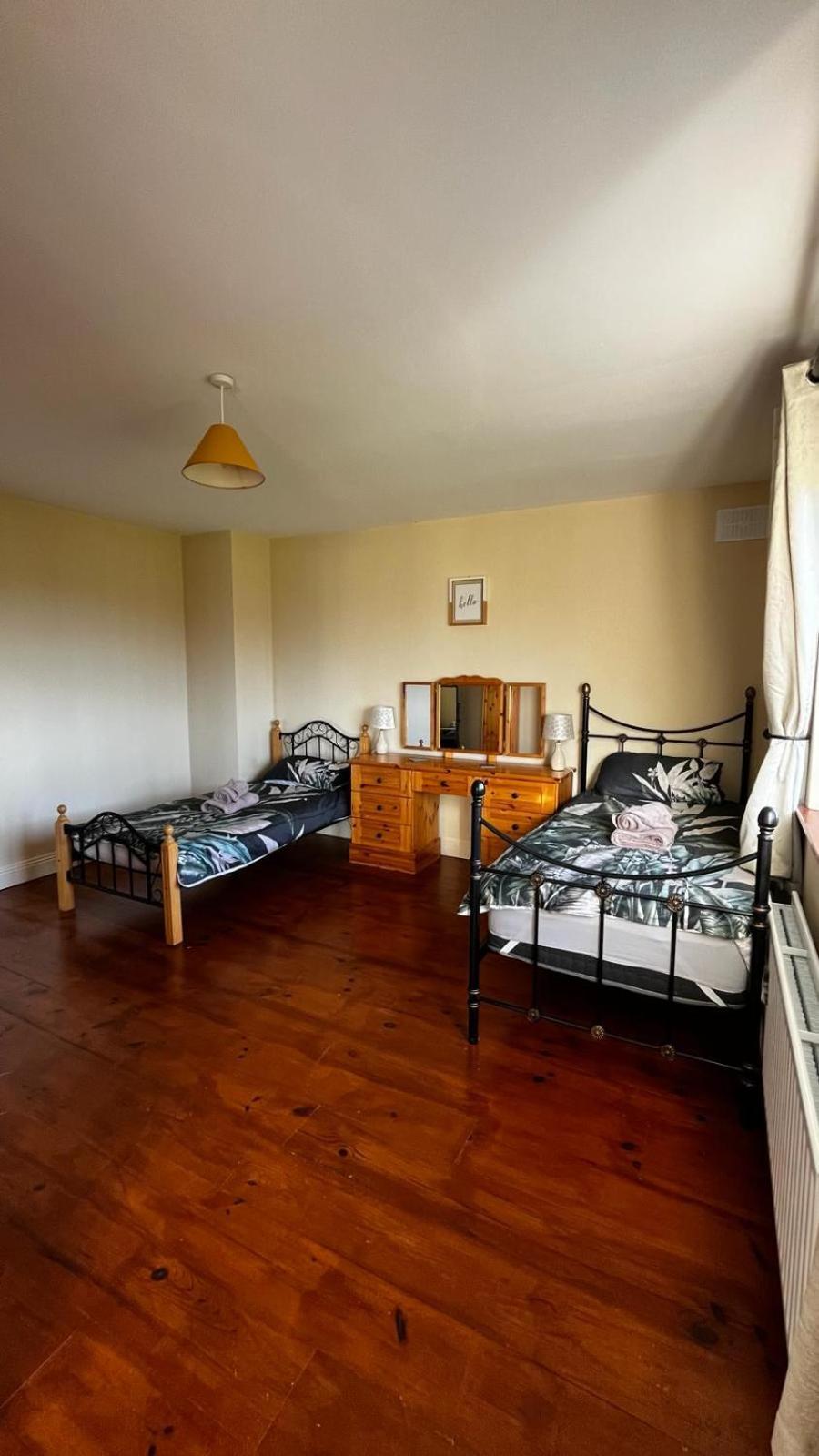 Barr An Chnoic Holiday Lettings Tipperary Eksteriør billede