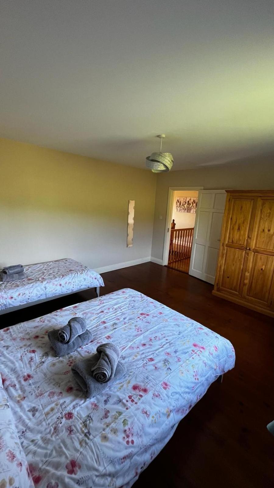 Barr An Chnoic Holiday Lettings Tipperary Eksteriør billede